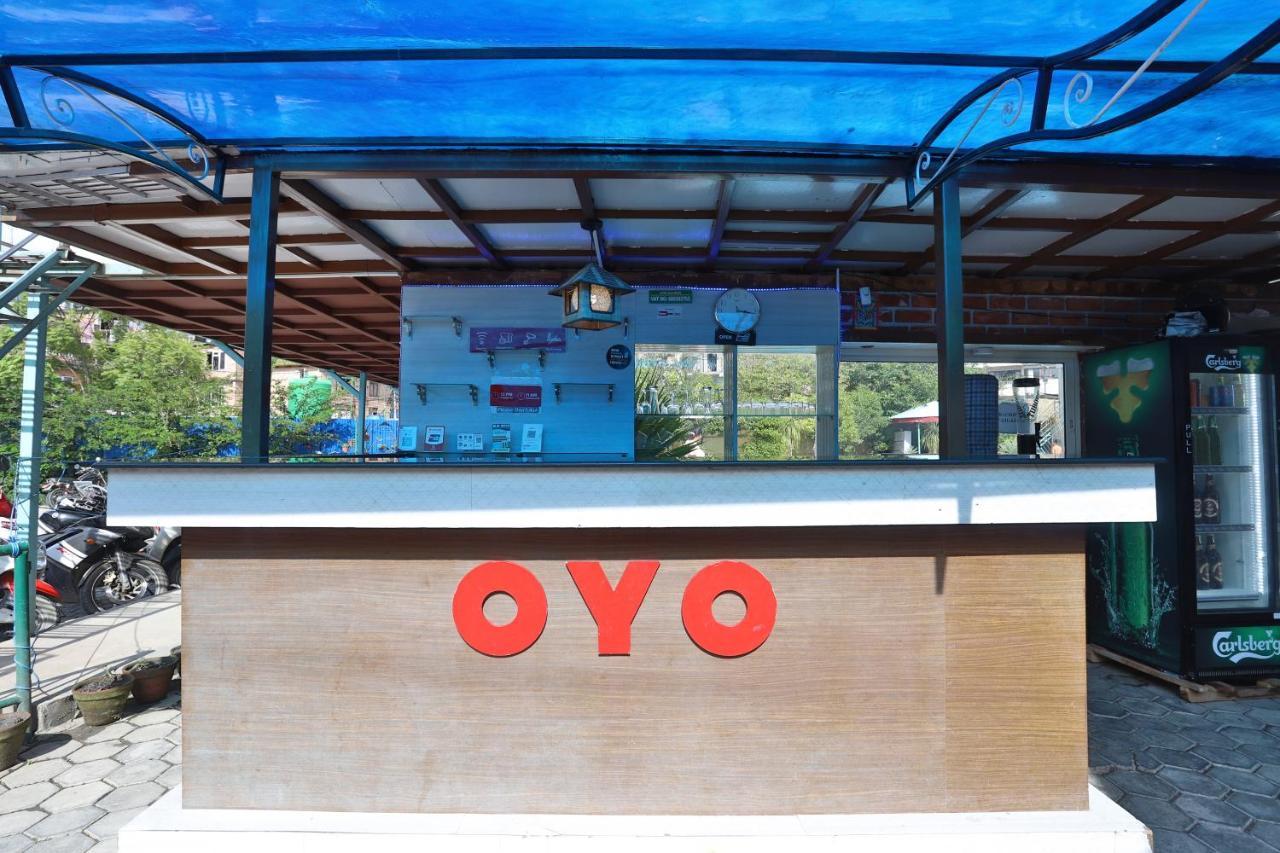 Oyo 591 Hotel Blue Moon Dharampur Dış mekan fotoğraf