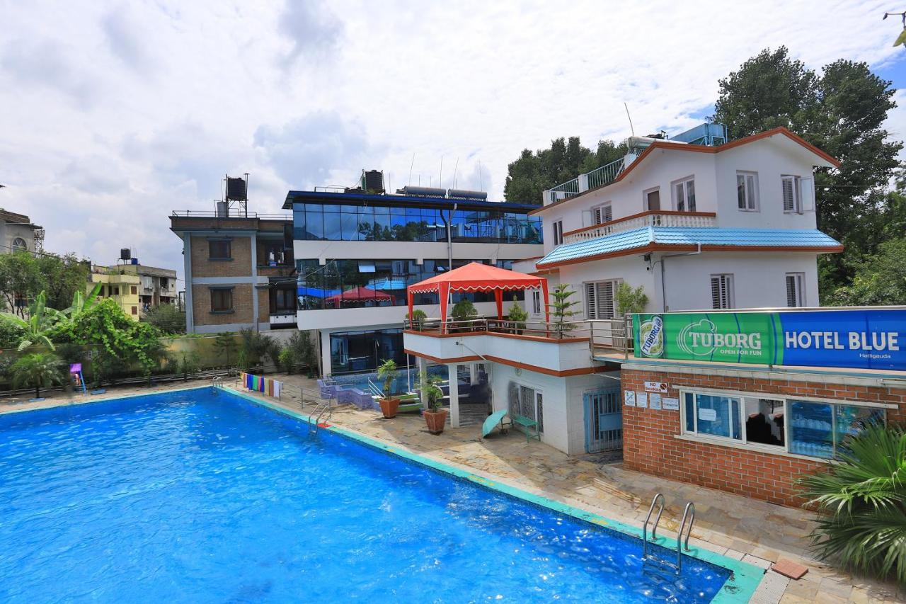 Oyo 591 Hotel Blue Moon Dharampur Dış mekan fotoğraf