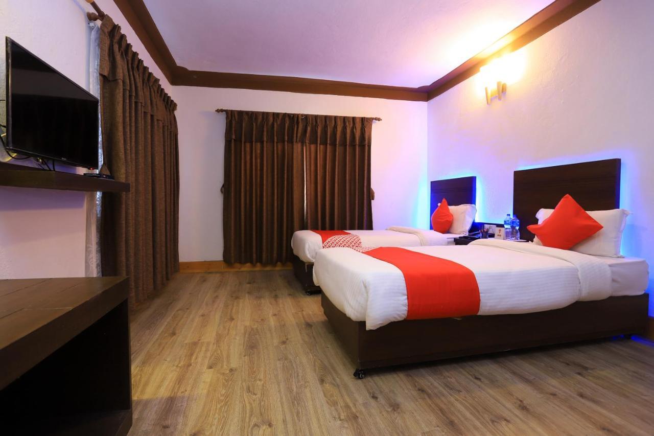Oyo 591 Hotel Blue Moon Dharampur Dış mekan fotoğraf